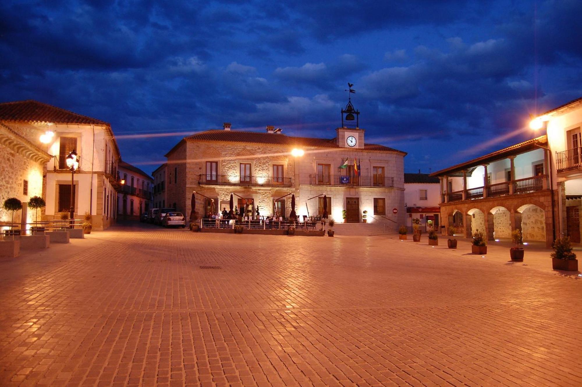 Hotel Los Usias Дос-Торрес Экстерьер фото